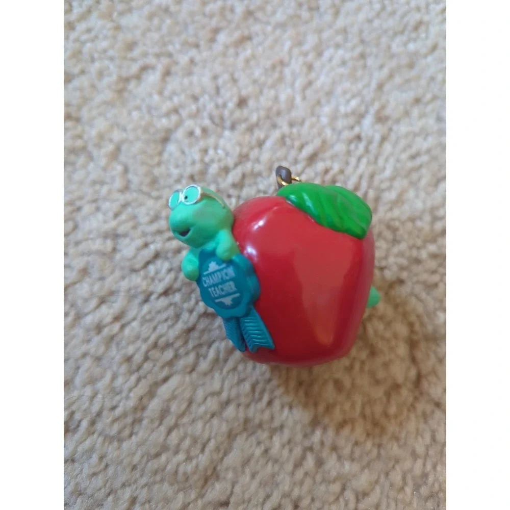 Hallmark Keepsake Ornament 1994 Champion Teacher Apple Orig Box‎